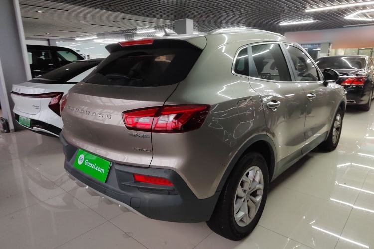 Used BORGWARD BX5 2017 20TGDI Automatic Two-Wheel Drive Pioneer Edition