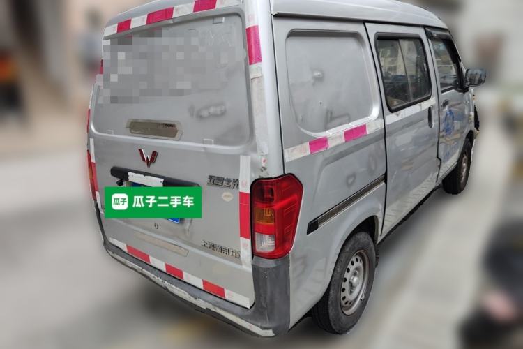 Used Wuling Zhiguang 2015 1.2L S Practical Model LSI Rear Right 45 Deg