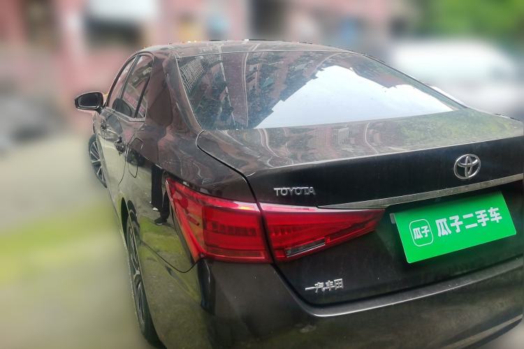 Used Toyota Crown 2018 2.0T Fashion Edition Rear Left 45 Deg