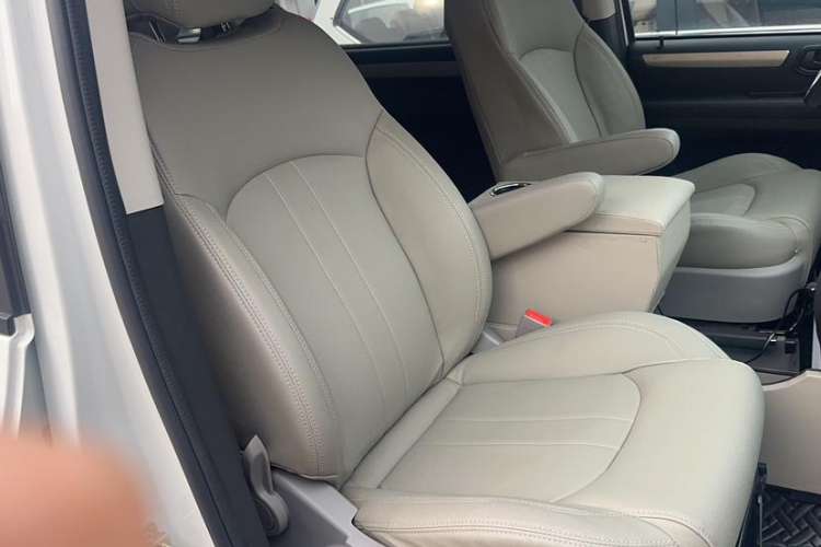 Used SAIC MAXUS G10 2022 2.0T Automatic Smart Enjoyment Version Gasoline 7 Seats
