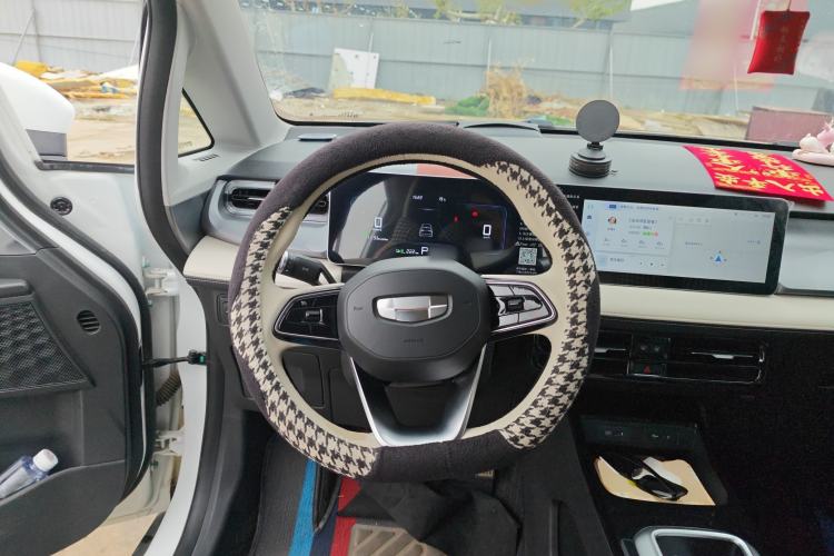 Used Geometry E Firefly 2023 401KM Linglong Tiger 5-Seater Steering Wheel