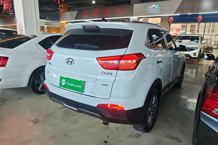 Used Hyundai ix25 2015 2.0L Automatic 4x4 Deluxe DLX