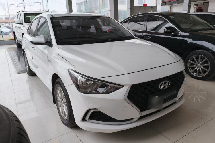 Used Hyundai Celesta 2020 1.6L Automatic GL Enjoyable Edition