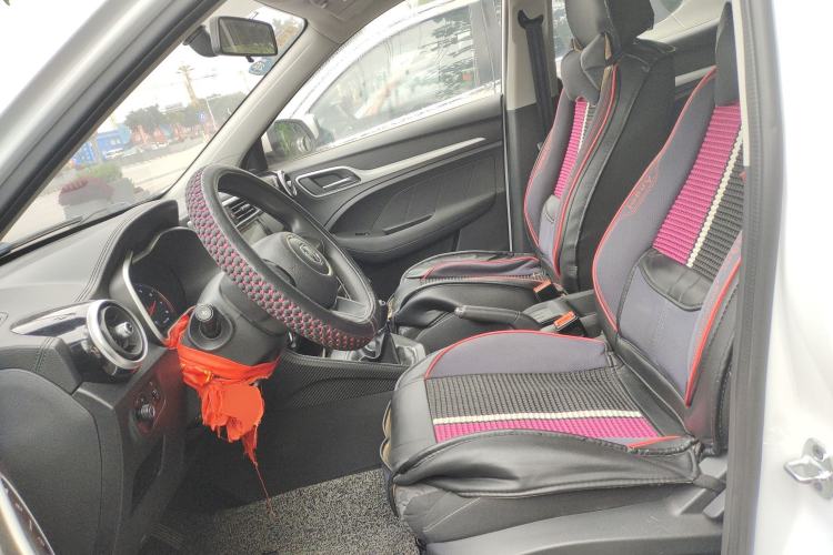 Used MG ZS 2017 1.5L Manual Fashion Edition
