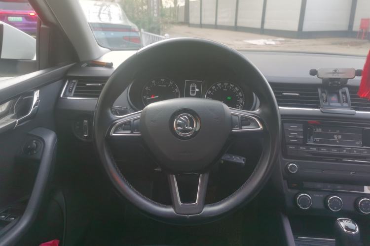 Used Skoda Octavia 2017 TSI280 DSG Smart Drive Edition Steering Wheel