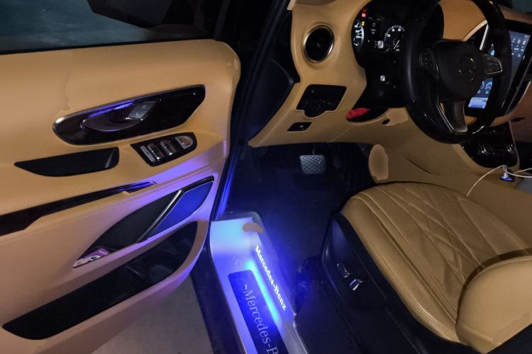 Used Mercedes-Benz Vito 2018 2.0T Business Version China V Emission Standard