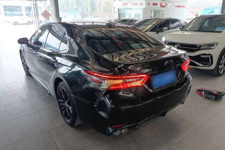 Used Toyota Camry 2022 2.5S Knight Edition
