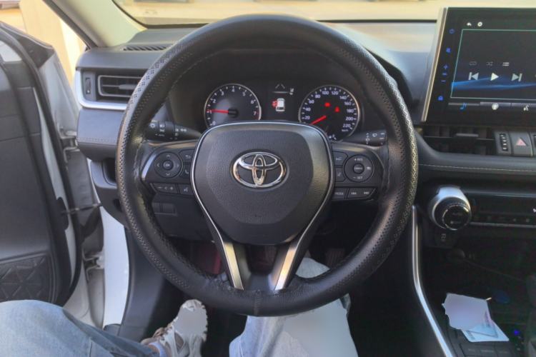 Used Toyota Wildlander 2020 2.0L CVT 4x4 Luxury Edition