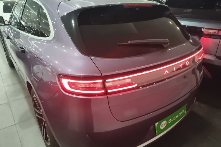 Used Hima AITO M5 2025 Extended-Range Ultra All-Wheel-Drive Version Rear