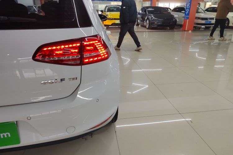 Used Volkswagen Golf 2014 1.4TSI Automatic Comfort Model
