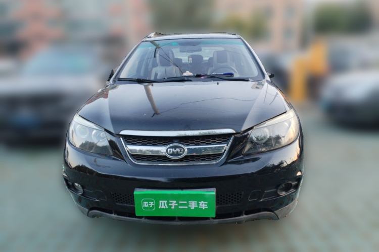 Used BYD S6 2014 1.5TI Manual Luxury 5-Seater Front