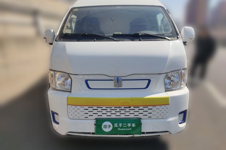 Used Farizon Xingxiang E6 2020 Van with High Roof 1365kg Payload Capacity Equipped with CATL's High-Energy Battery