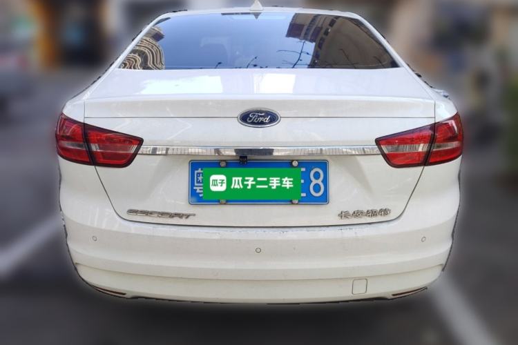 Used Ford Escort 2015 1.5L Automatic Fashion Model