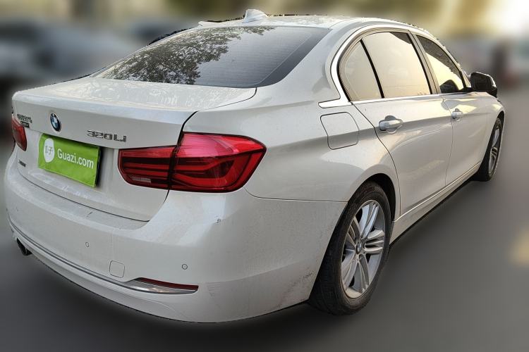 Used BMW 3 Series 2017 320Li xDrive Fashion Model Rear Right 45 Deg