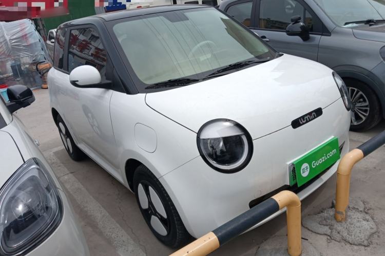 Used CHANGAN NEVO Lumin 2024 205km Orange Wind Edition Front Right 45 Deg