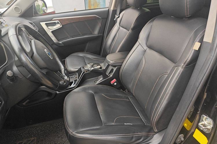 Used Geely Auto GX9 2014 2.4L Automatic Two-Wheel Drive Prestige Version
