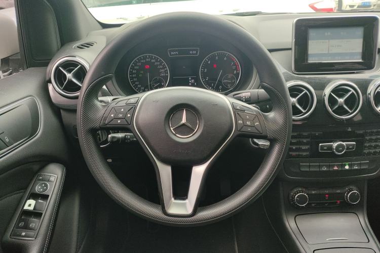 Used Mercedes-Benz B-Class 2012 B 180 base model (imported) Steering Wheel