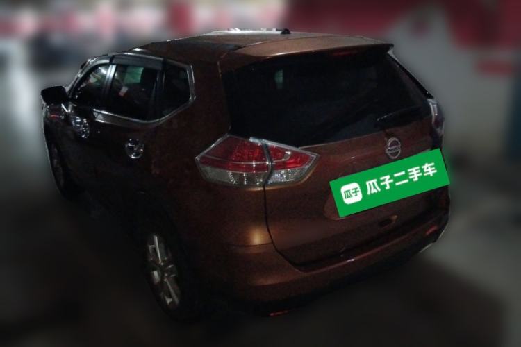 Used Nissan X-Trail 2015 2.0L CVT Comfort MAX Edition 2WD Exterior 3