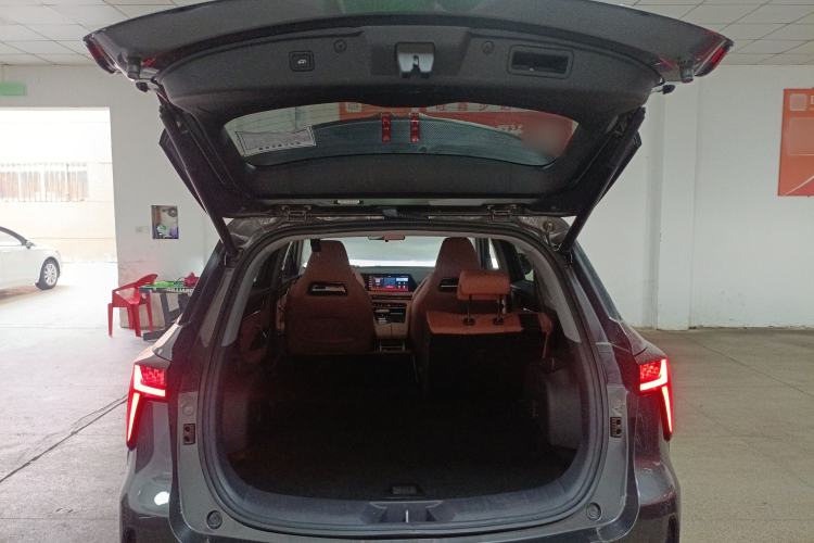 Used Changan CS75 PLUS 2023 3rd Generation 1.5T Automatic Prestige Model
