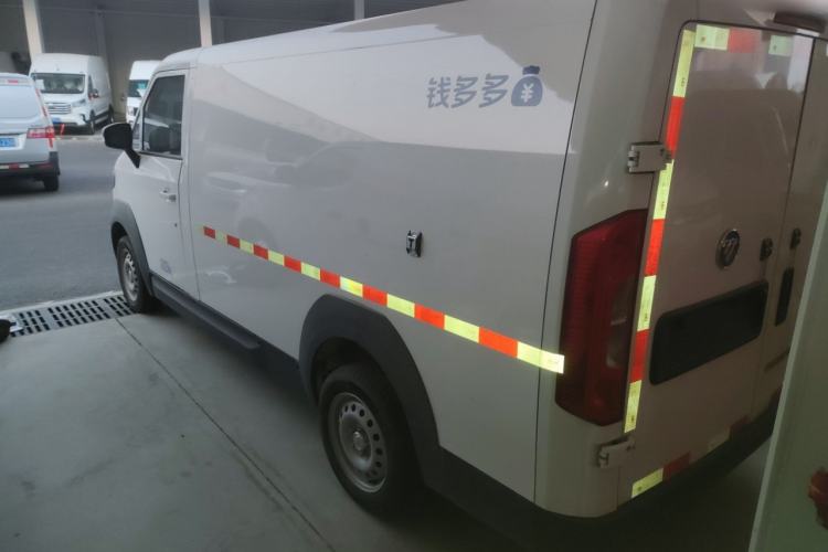 Used Foton Qianduoduo 2024 Facelifted Van-Type Cargo Vehicle Flat Roof 2 Seats Evey Lithium Energy 41.86 kWh
