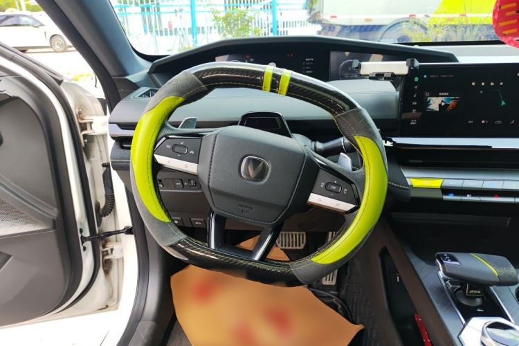 Used CHANGAN UNI-V 2022 1.5T Sport Edition
