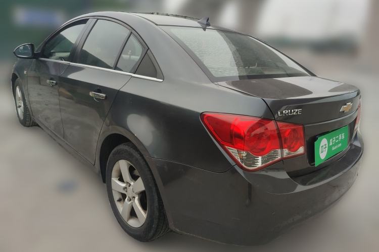Used Chevrolet Cruze 2012 1.8L SE AT
