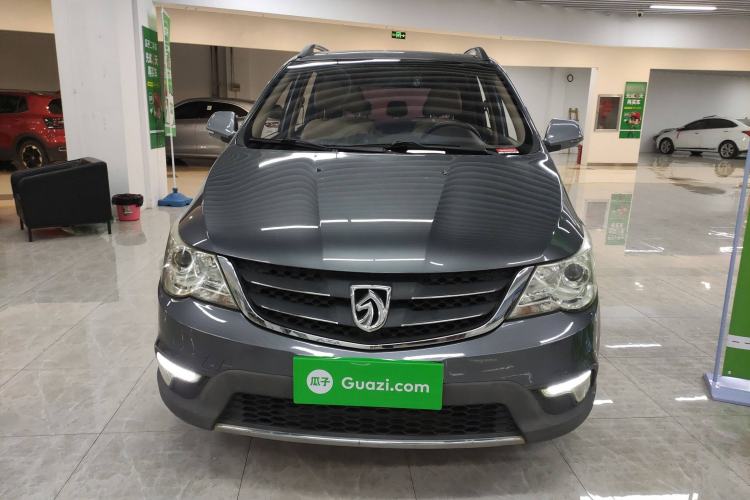 Used Baojun 730 2014 1.5L Manual Luxury Navigation ESP Version 7 Seats