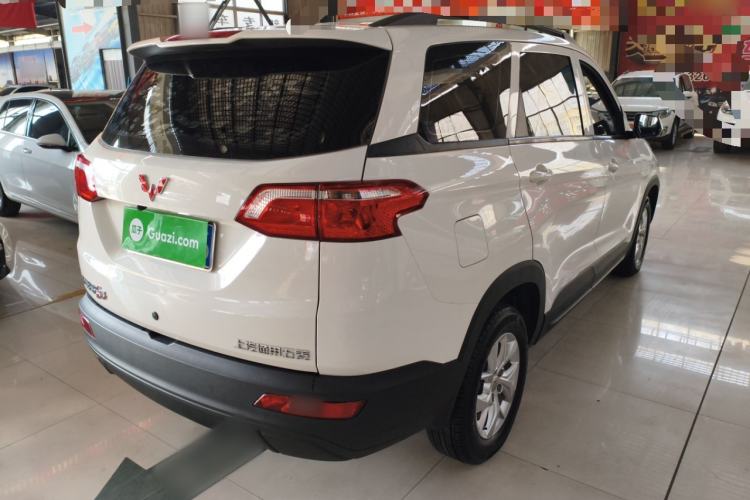 Used Wuling Hongguang S3 2018 1.5L Manual Standard Version China V Standard Rear Right 45 Deg