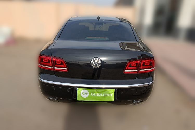 Used Volkswagen Phaeton 2012 4.2L Luxury Custom Edition Rear