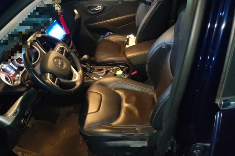 Used Jeep Cherokee 2016 2.4L Professional Smart Version