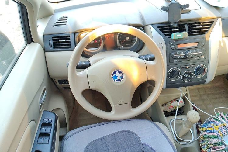 Used Venucia D50 2013 1.6L Manual Fashion Edition