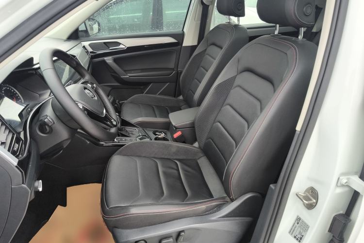 Used Volkswagen Tayron 2019 330TSI Two-Wheel Drive Luxury Model China VI Standard
