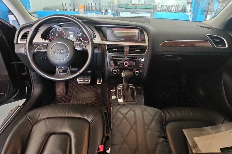 Used Audi A4L 2016 35 TFSI Automatic Comfort Model Center Console