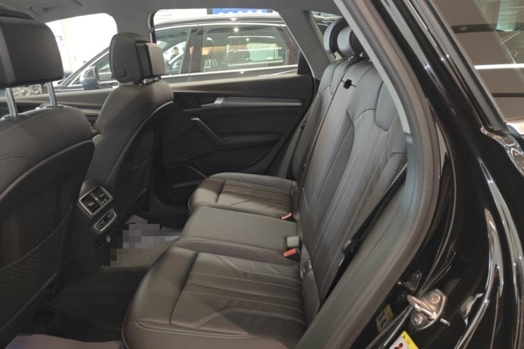 Used Audi Q5L 2022 Updated 45T Luxury Dynamic Version Left Rear Seat