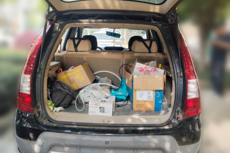 Used FORTHING Joyear SUV 2012 1.6L Luxury Model Trunk