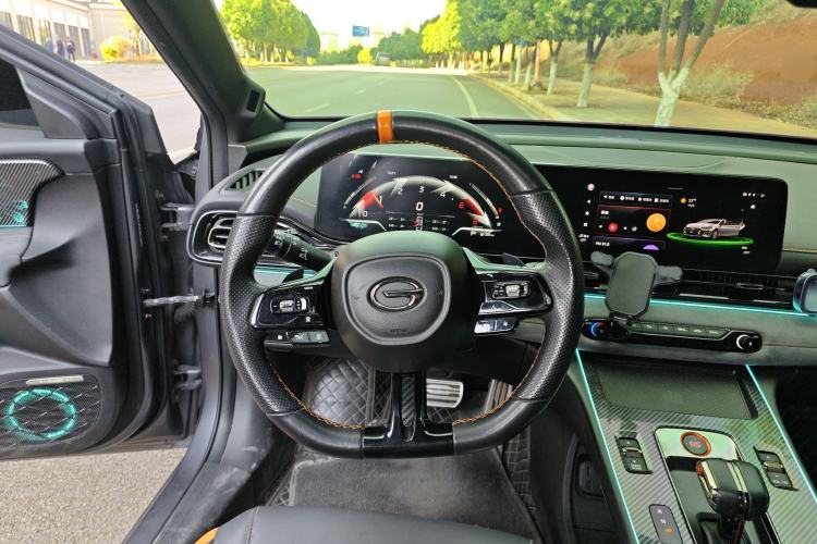 Used GAC Trumpchi EMPOW 2022 270T DCT J16 R-Style Track Edition Steering Wheel