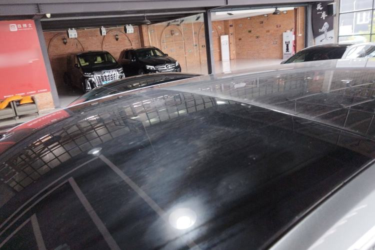 Used ONVO Luxeed L90 2025 Model—Ultra Six-Seater Version
