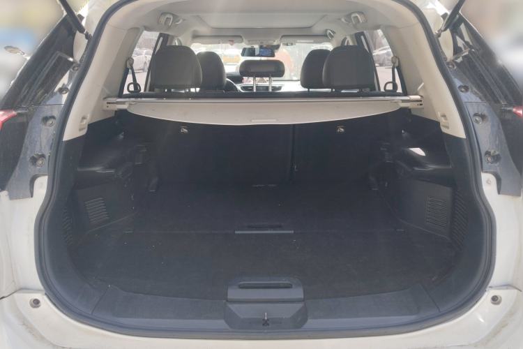 Used Nissan X-Trail 2019 2.0L CVT Smart Connect Comfort Edition 2WD
