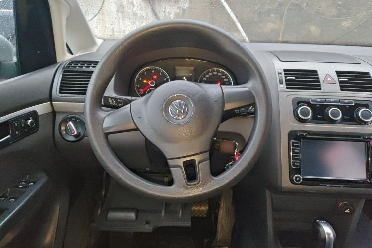 Used Volkswagen Touran 2013 1.4T DSG Comfort Edition 5-Seater Steering Wheel