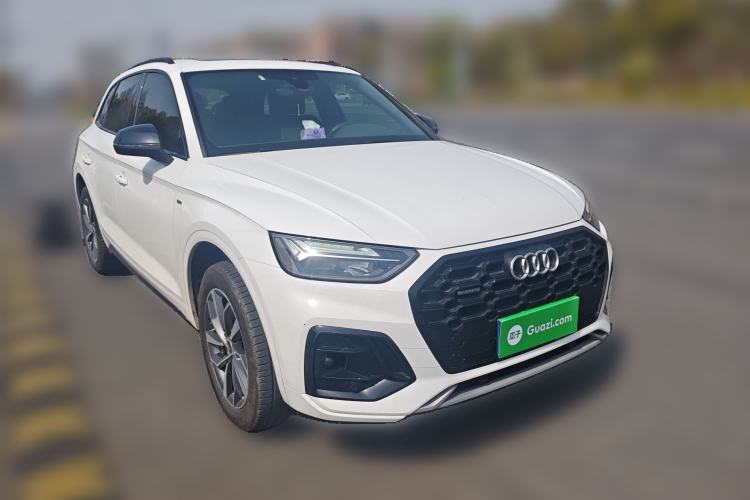 Used Audi Q5L 2023 40T Luxury Dynamic Model Front Right 45 Deg