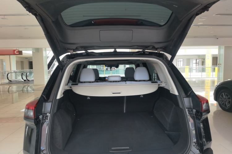 Used Nissan X-Trail 2023 e-POWER Ultra-Hybrid Dual-Motor All-Wheel-Drive Supreme Edition Trunk