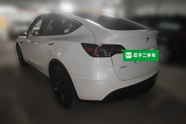 Used Tesla Model Y 2024 Long-Range All-Wheel-Drive Version Rear Left 45 Deg