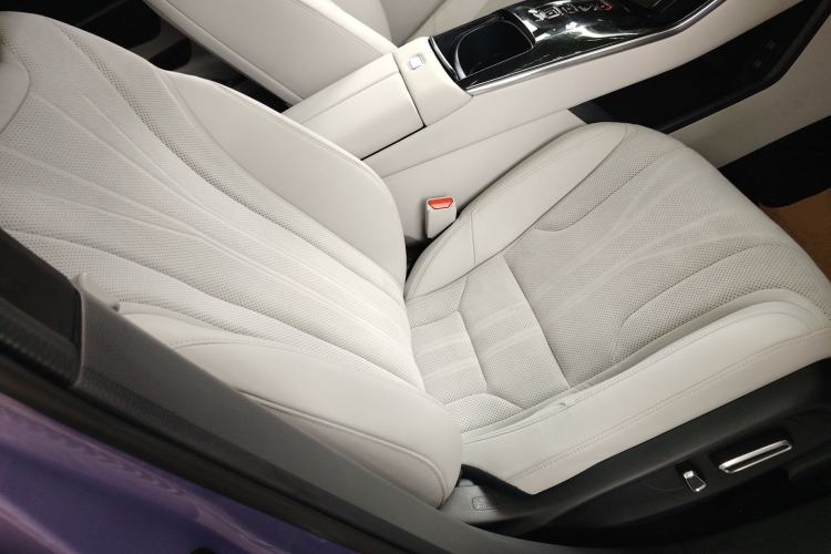 Used Honda P7 2025 Four-Wheel Drive Long-Range Max Right Front Seat