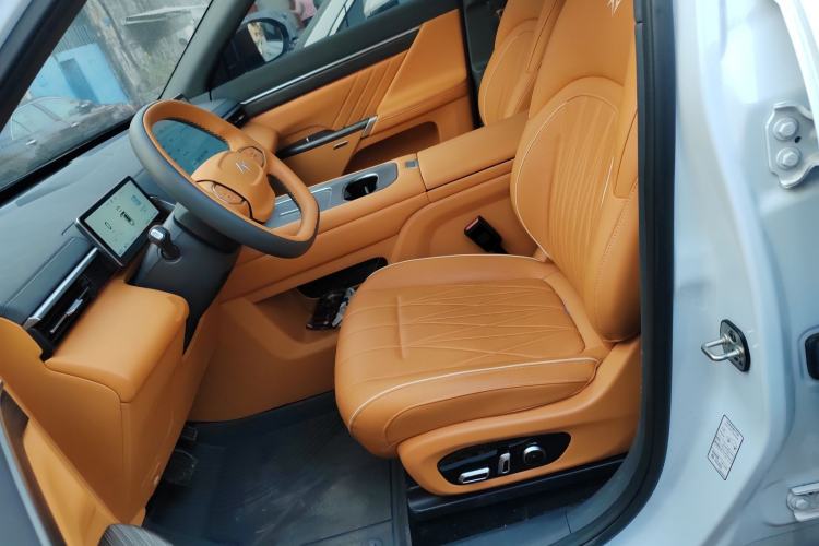 Used Dongfeng eπ eπ008 2025 210Max Range-Extended Version 5 Seats
