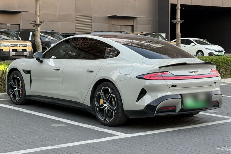 Used Xiaomi Auto SU7 2024 Rear-Drive Long-Range Intelligent Driving Version
