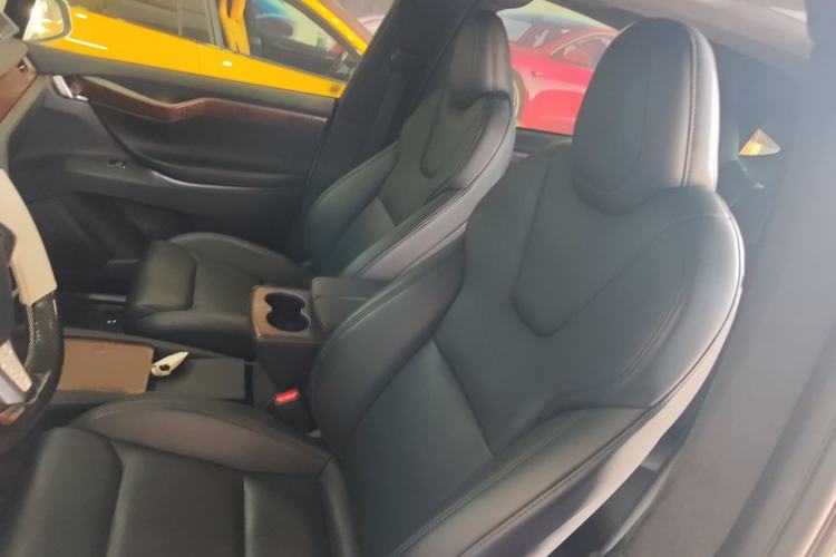 Used Tesla Model X 2019 Long-Range Version
