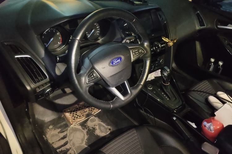 Used Ford Focus 2017 Hatchback EcoBoost 125 Automatic - Ultra-Powerful Style Edition with Smart Drive Features
