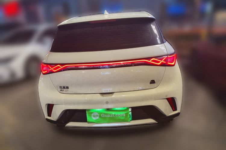 Used BYD Dolphin 2021 405 km Fashion Edition
