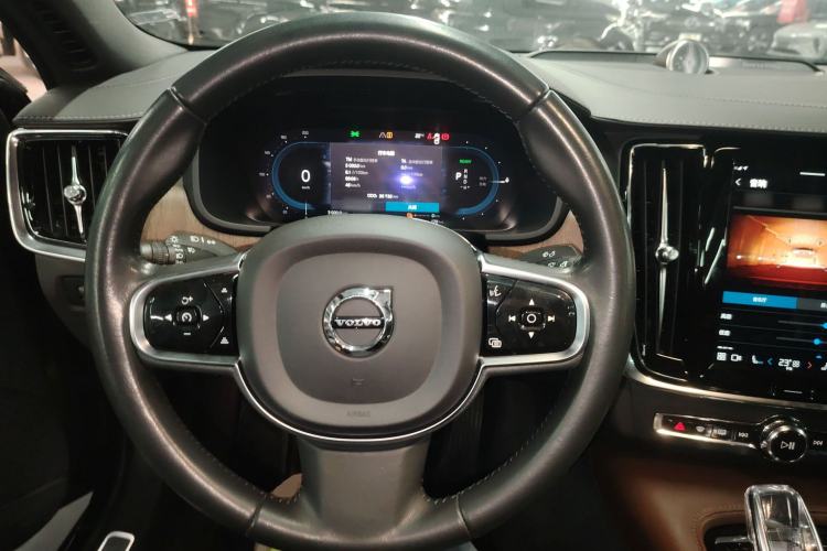 Used Volvo S90 New Energy 2022 T8 eDrive Hybrid Luxury Edition