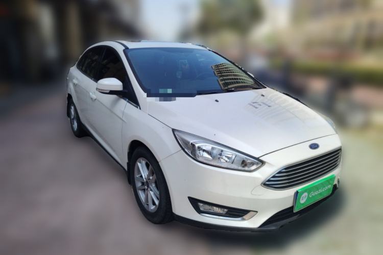 Used Ford Focus 2017 Sedan EcoBoost 180 Automatic Elite Model Front Right 45 Deg